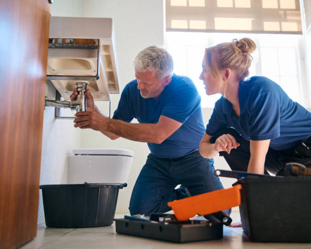 Best Emergency Plumber  in Elk Plain, WA